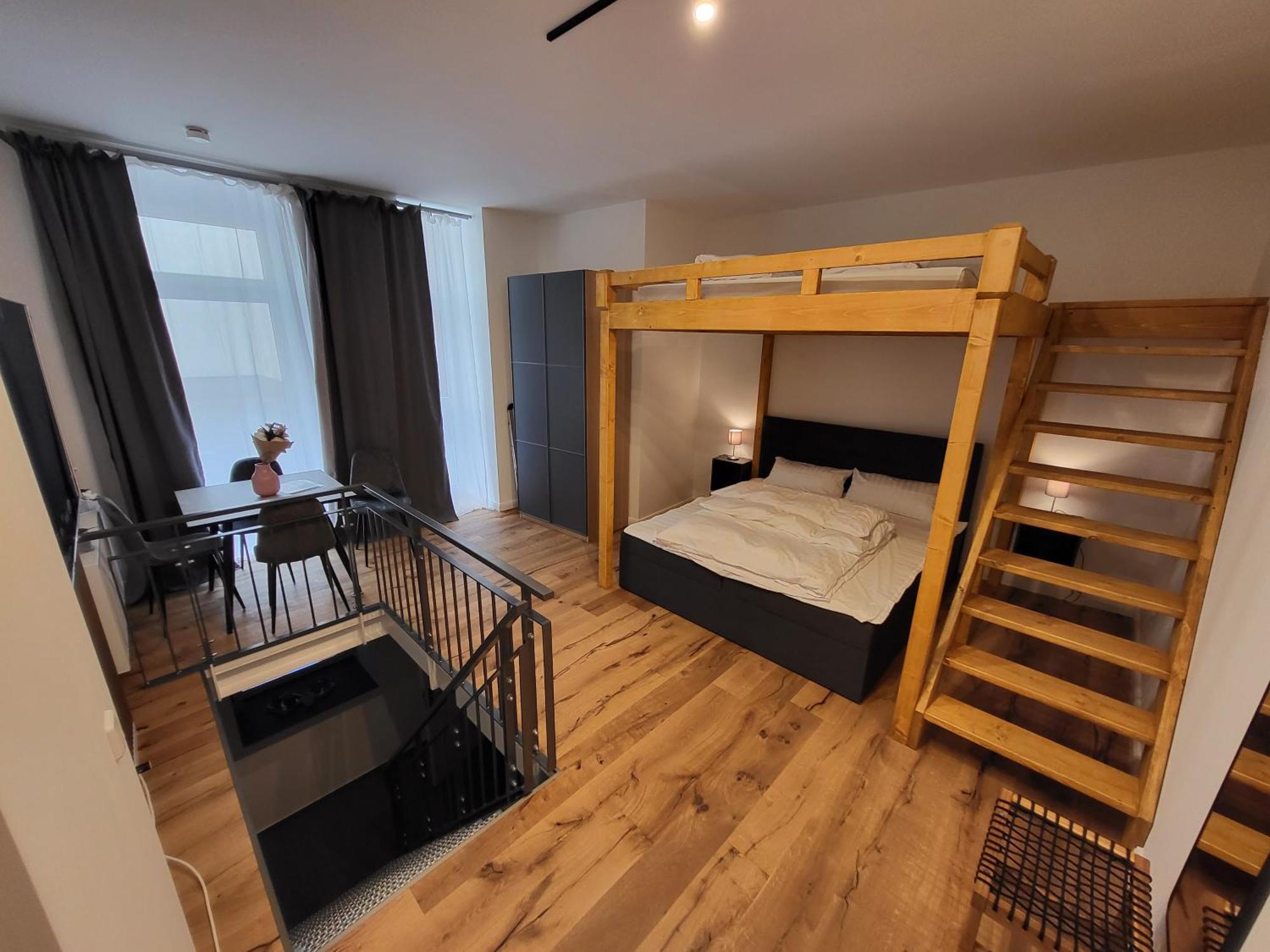 Kant 99 S Berlin Luaran gambar
